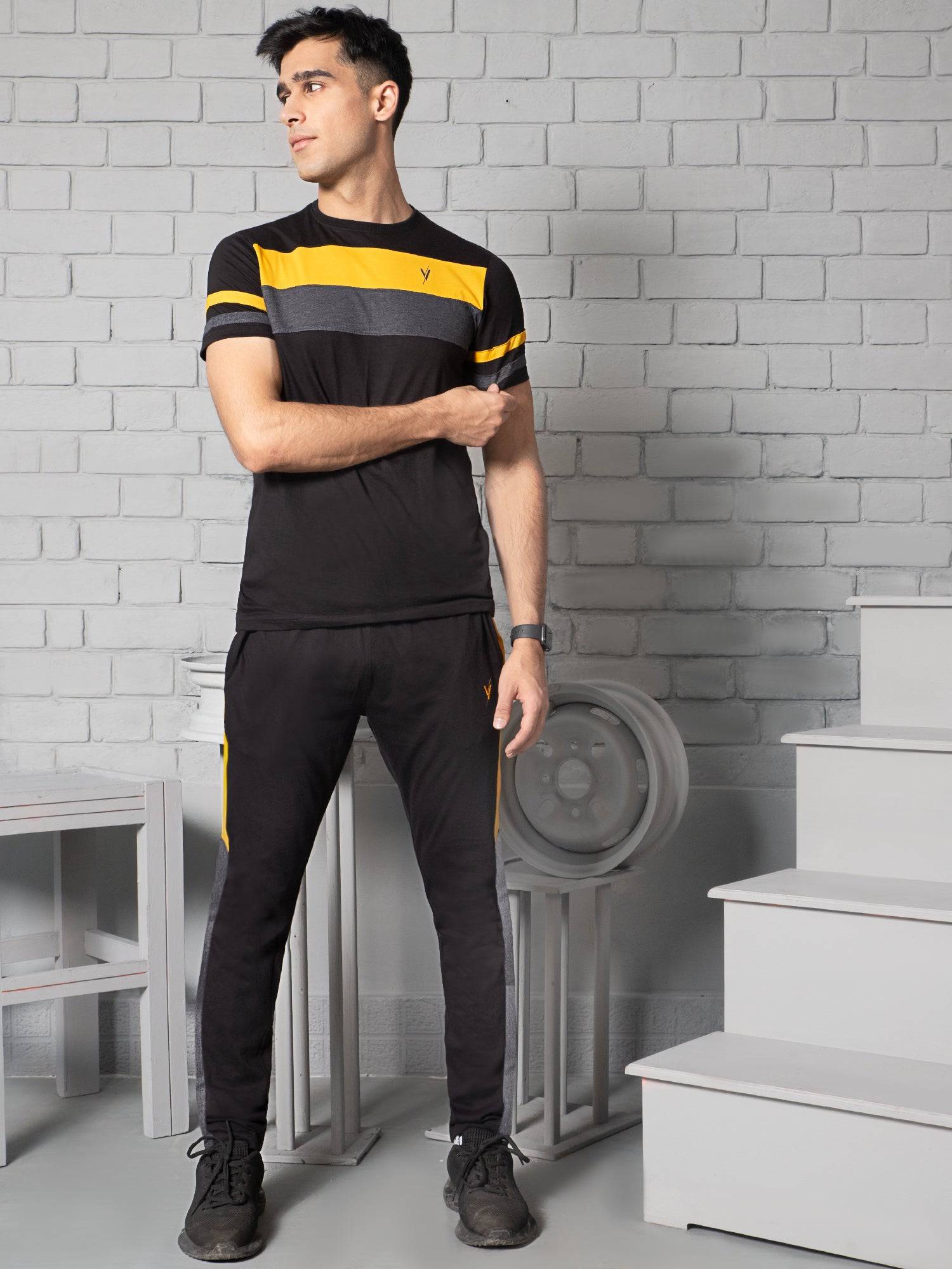 Tracksuit with Yellow/Gray Stripes - Valetica Sports